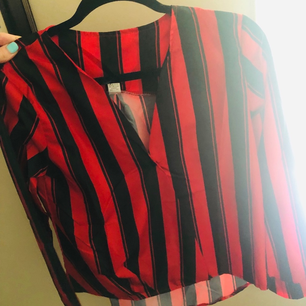 Blouse - Picture 2 of 4